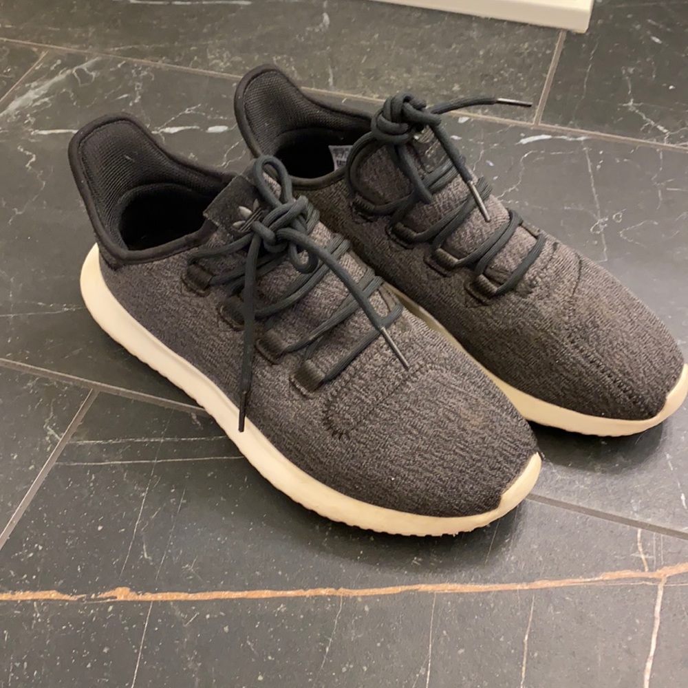 Adidas Tubular sneakers